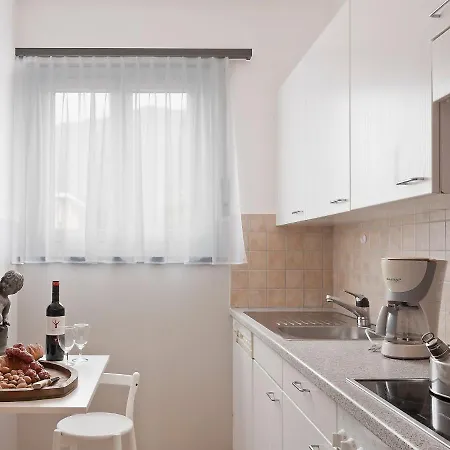 Michele - Utoring-5 By Interhome Apartamento Ascona