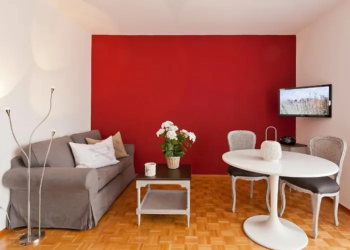 Michele - Utoring-5 By Interhome *