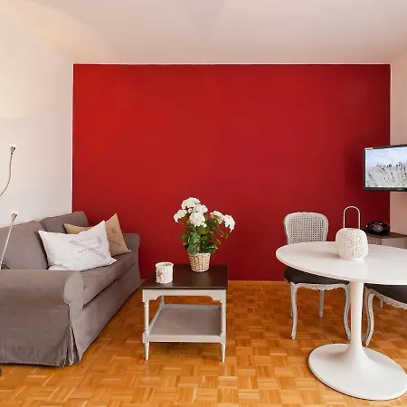 Michele - Utoring-5 By Interhome *